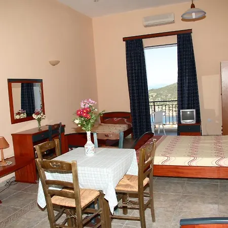 Calypso 3* Vathí - Ítaca