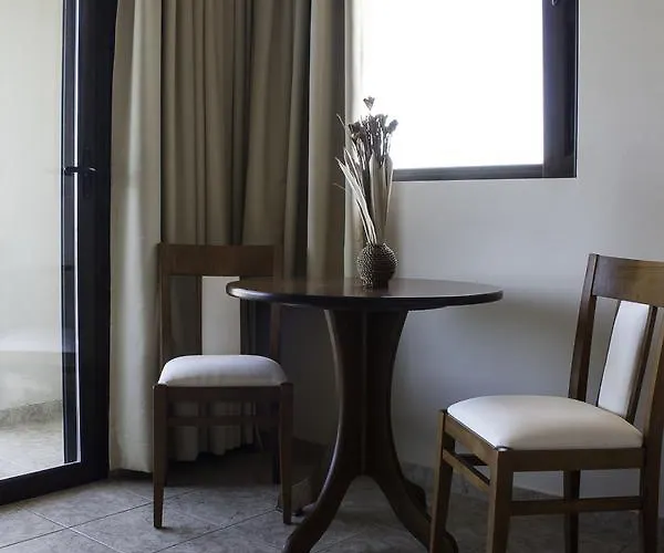 Calypso Apartmanhotel